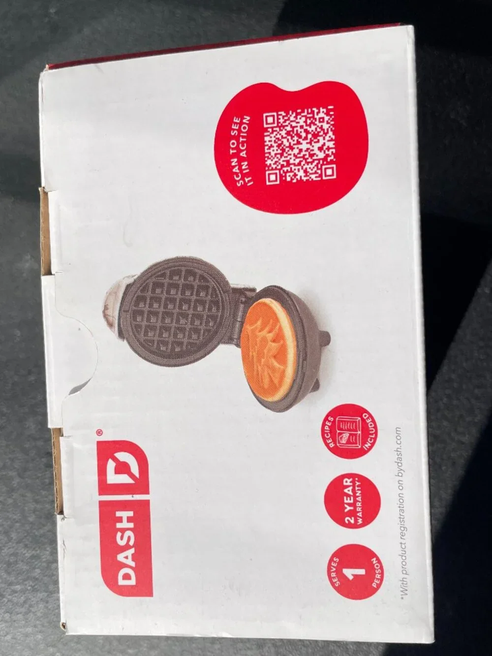 Dash Christmas Tree Mini Nonstick Waffle Maker-NWT